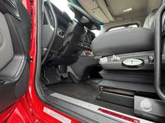2027 Kenworth T880 photo 3