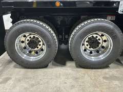 2027 Kenworth T880 photo 4