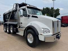 2027 Kenworth T880 photo 1