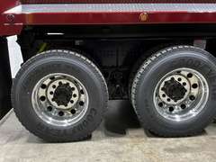 2027 Kenworth T880S photo 3