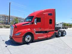 2027 Kenworth T680 photo 2