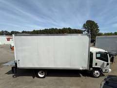 2025 Isuzu NRR photo 1