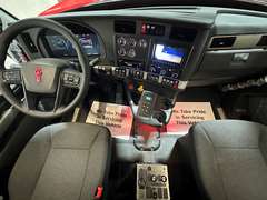 2027 Kenworth T880S PH photo 3