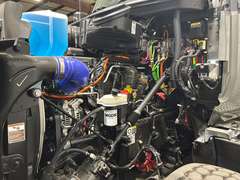 2027 Kenworth T880S photo 6