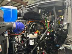 2027 Kenworth T880S photo 5