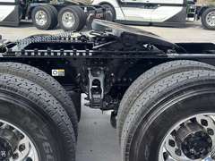 2027 Kenworth T680 photo 4