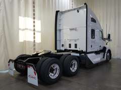 2027 Kenworth T680 photo 4