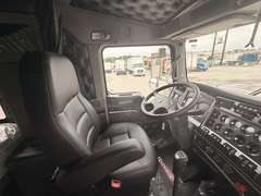 2027 Kenworth W900L photo 3