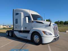 2027 Kenworth T680 photo 1