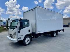 2026 Isuzu NPR-HD photo 2