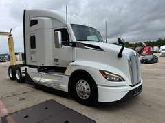 2027 Kenworth T680 photo 1