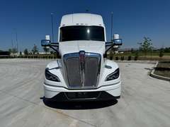 2027 Kenworth T680 photo 7