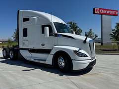 2027 Kenworth T680 photo 1