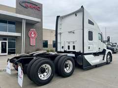 2027 Kenworth T680 photo 5
