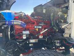 2027 Kenworth T880 photo 6