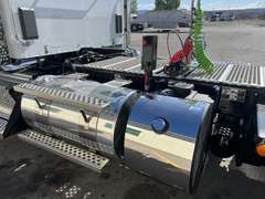 2027 Kenworth T880 photo 10