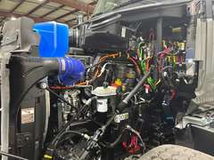 2027 Kenworth T880S photo 5