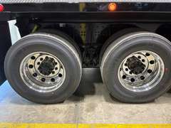 2027 Kenworth T880S photo 3