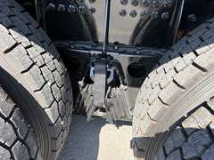 2027 Kenworth T880 photo 4