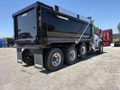 2027 Kenworth T880 photo 7