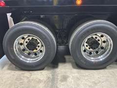 2027 Kenworth T880S photo 3