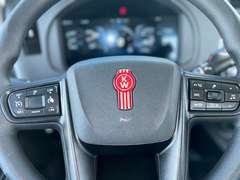 2027 Kenworth T880S photo 8