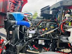 2027 Kenworth T880 photo 6