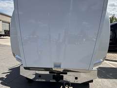 2027 Kenworth T880 photo 9