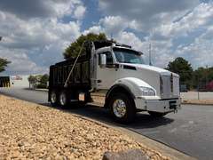 2027 Kenworth T880 photo 1