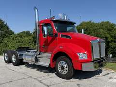 2027 Kenworth T880 photo 1