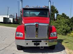 2027 Kenworth T880 photo 8