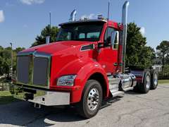 2027 Kenworth T880 photo 2