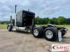 2027 Kenworth W900L photo 6