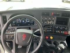2027 Kenworth W990 photo 10