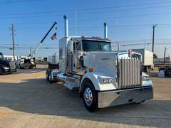 2027 Kenworth W900L photo 7