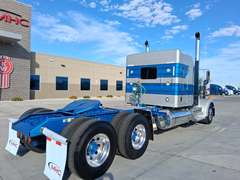 2027 Kenworth W900L photo 10