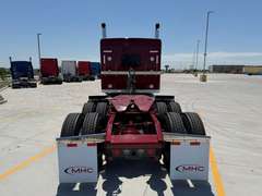 2027 Kenworth W900L photo 4