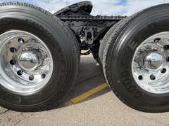 2027 Kenworth W900L photo 4