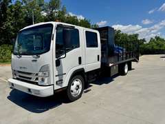 2027 Isuzu NPR-HD photo 2