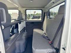 2027 Isuzu NPR-HD photo 4