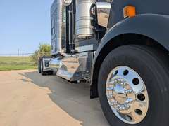 2027 Kenworth W900L photo 10