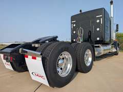 2027 Kenworth W900L photo 5