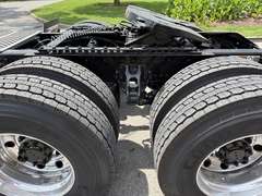 2027 Kenworth W900L photo 4