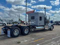 2027 Kenworth W900L photo 4