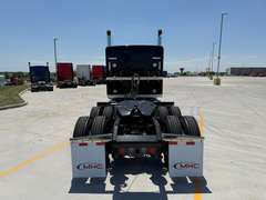 2027 Kenworth W900L photo 5