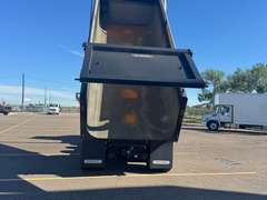 2027 Kenworth T880S photo 5