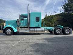 2027 Kenworth W900L photo 8