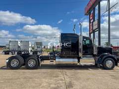 2027 Kenworth W900L photo 4