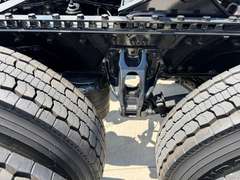 2027 Kenworth W900L photo 4