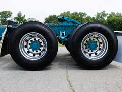2027 Kenworth W900L photo 4